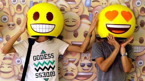 Cuáles son los emojis más y menos populares en Twitter y Facebook Y