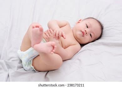 13 Thousand Chinese Naked Royalty Free Images Stock Photos Pictures Shutterstock