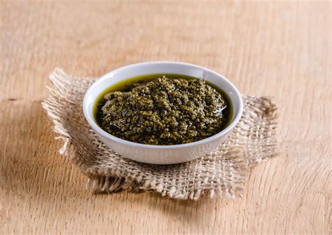 Bio Grünkohl Pesto mit Knoblauch