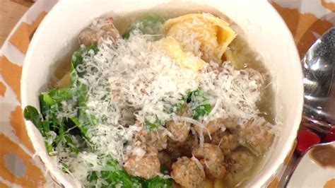 Meatball and Cheesy Tortellini Soup | Recipe - Rachael Ray Show