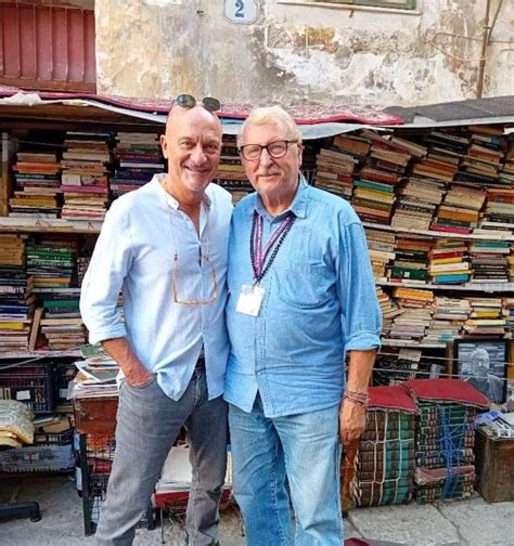 Claudio Bisio A Palermo Street Food A Porta Carbone E Balli Al Mercato