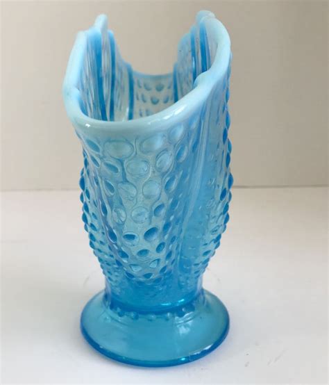 Vintage Fenton Blue Opalescent Hobnail 10 12 Fan Vase Etsy Fenton Opalescent Glass