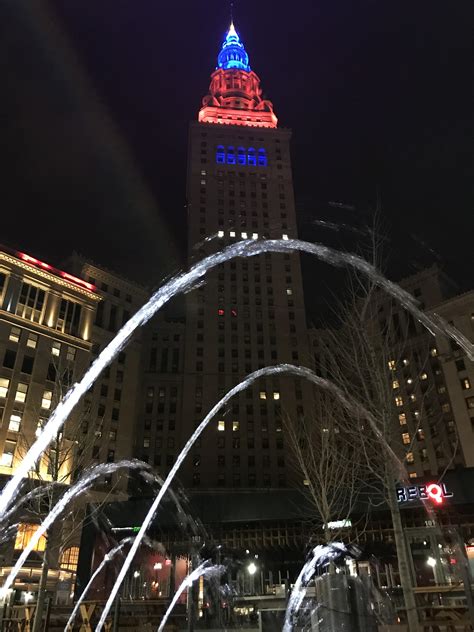 Public Square is really pretty tonight : r/Cleveland