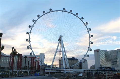 Las Vegas Ferris Wheel Update: Make That Three Cabins Left | Vital Vegas