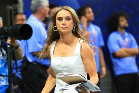 Espn Sideline Reporter Molly Mcgrath Turns Heads At National Title Game