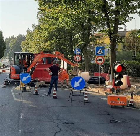 Manutenzione Di Strade Marciapiedi E Arredo Urbano