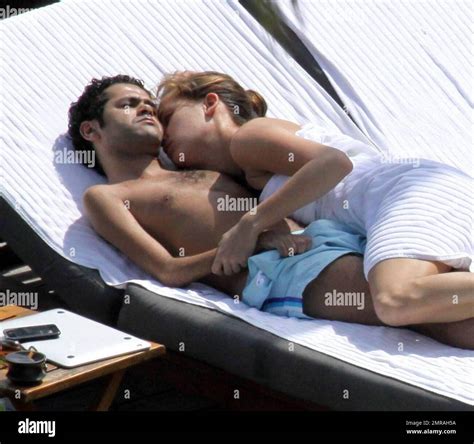 Exclusif Jamel Debbouze Et Sa Femme Adorante Melissa Theuriau