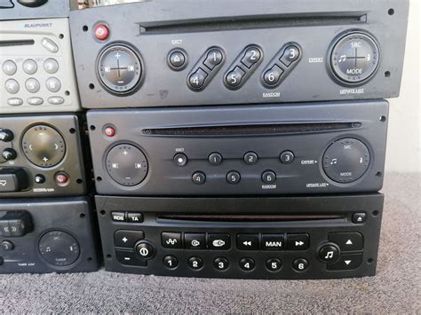 Casetofon Auto Radio Cd Blaupunkt Renault Peugeot Citroen Dacia Logan