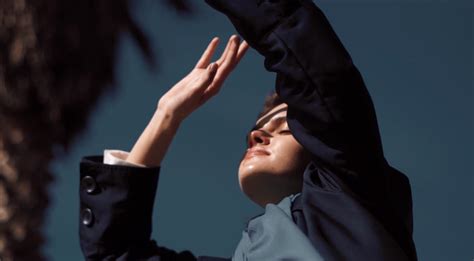 City Walk, образ c Видео