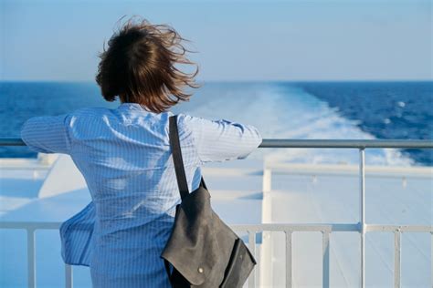 Singles Cruise Options | Cruises.com Blog