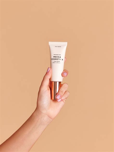 Mecca Cosmetica Weekend Skin Glow Serum Grazia