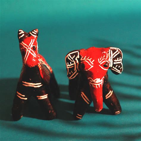 Buy Galar Putul or Shellac Dolls) online | Set of Elephant and Horse