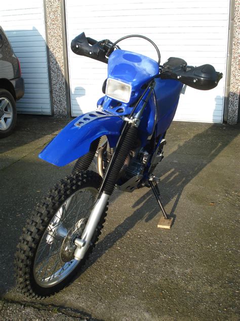 YAMAHA TTR 250