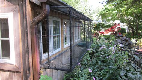 Pin By Christy Swanwick On Aviaries Bird Aviary Outdoor Wood Aviary