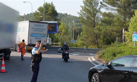 Appels D Urgence Chauffards Go Fast Et Accidents Les Gendarmes