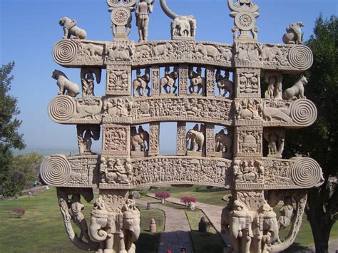 Sanchi Stupa Historical Facts and Pictures | The History Hub