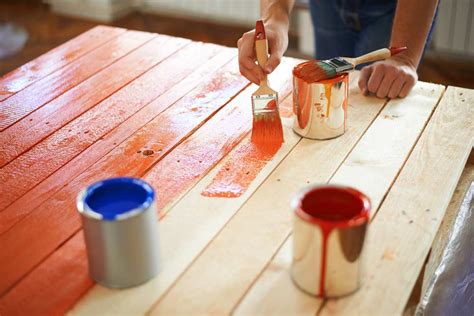 Como Pintar Madeira Preparação Passo a Passo e 10 Truques