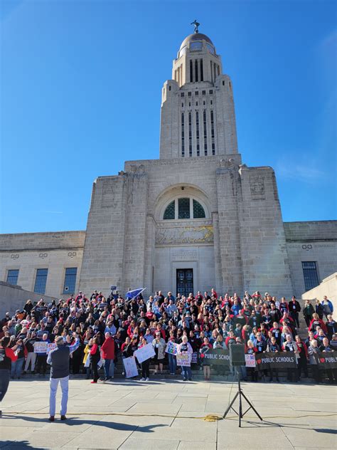 Group starts gathering signatures to repeal Nebraska school choice bill