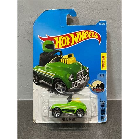 Hot Wheels Pedal Driver Hw Ride Ons