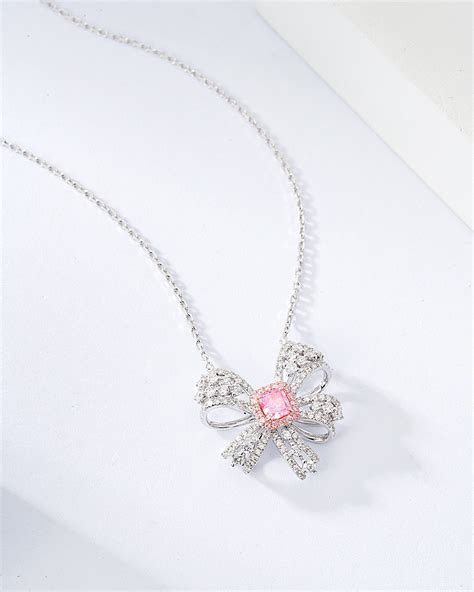 Captivating Pink: Cushion Cut Diamond Pendant