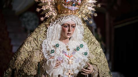 Las fotografías más especiales de la veneración a la Virgen de la