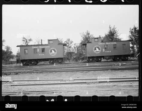 5 Litchfield Minnesota Great Northern Railway Train Cars Fsa 1939