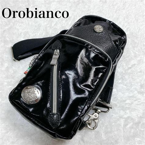 Orobianco Orobianco ボディバッグ メンズ レザー エナメル ロゴ ブラックの通販 By Annus Shop｜オロビ