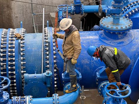 Adiós cortes de agua Dos días antes terminan obras de acueducto