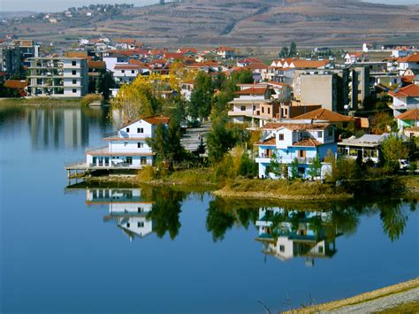 10 Fshatrat turistikë më të bukur në Shqipëri Majmuni