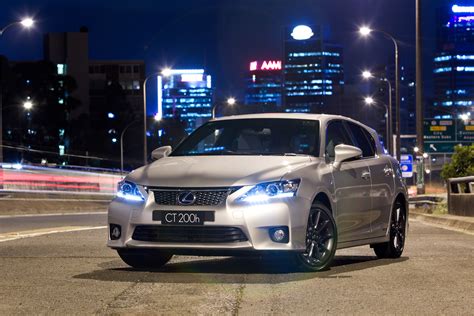 Lexus Unveiled CT 200h F Sport