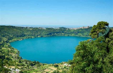 Due Laghi Del Lazio In Cui Puoi Fare Il Bagno Uno Pi Bello Dell Altro