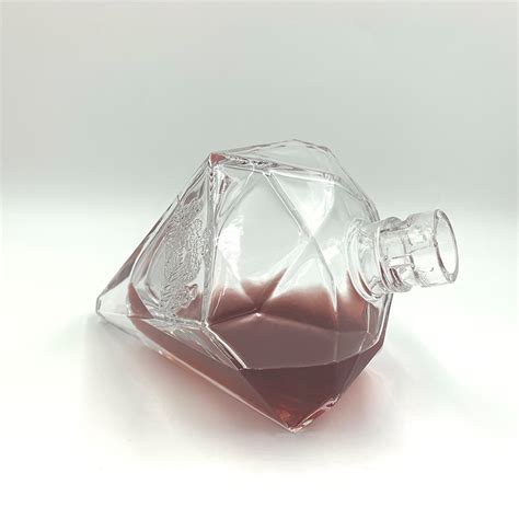 700ml High Grade Conical Transparent Empty Glass Bottle For Wine High