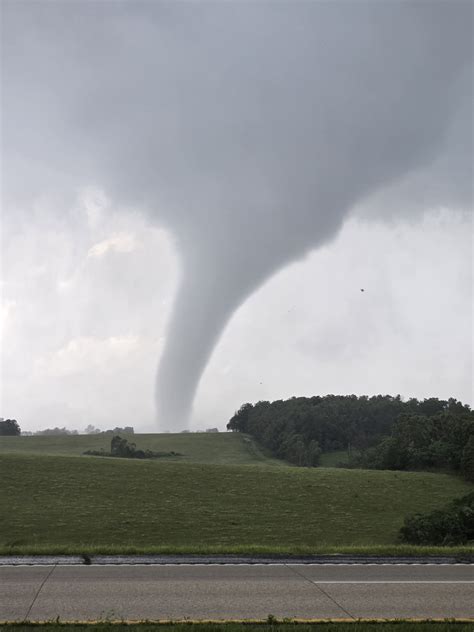 Los 5 videos más brutales de los tornados que tocaron tierra en EE UU