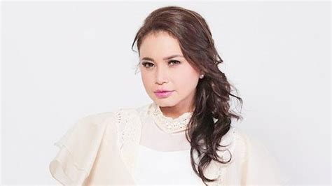 meski  mengalami kerugian  penyemangat rossa  dunia bisnis