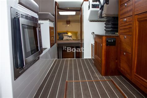 Ocean Sport 33 Roamer Prices Specs Reviews And Sales Information