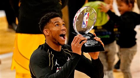 Giannis Antetokounmpo Wins Nba All Star Game Most Valuable Player