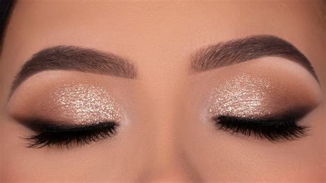 Soft Glitter Eye Makeup For Wedding Party Special Occasion