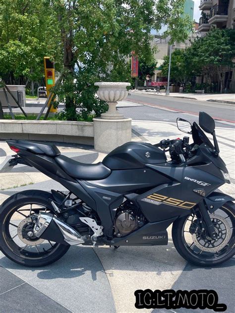 Suzuki Gixxer Sf Abs