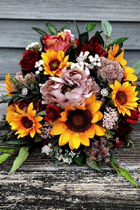 Sunflower Bouquet Bridal Bouquet With Sunflowers And Roses Etsy Sunflower Bouquets