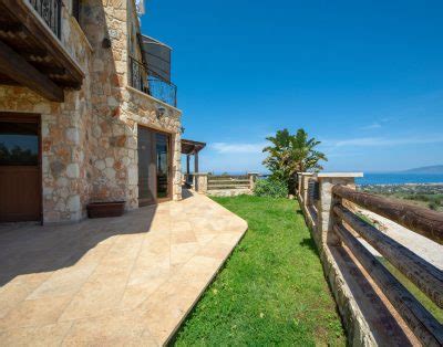 Luxury Latchi Villas In Cyprus Holiday Villas In Latchi Polis