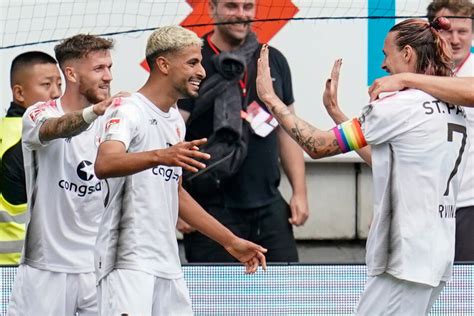 St Pauli wechselt mit Elias Saad den Sieg ein Werden noch viel Spaß