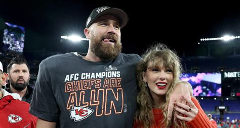 Did Travis Kelce propose to Taylor Swift on the field after winning the ...