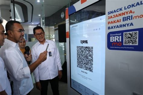 Kementerian BUMN BRI Pasarkan Produk UMKM Pakai Vending Machine Info