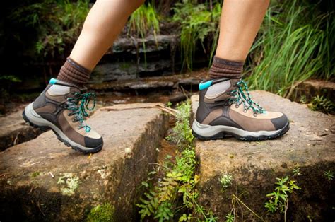 Travel Gear How To Choose The Right Hiking Boots Inspirationfeed