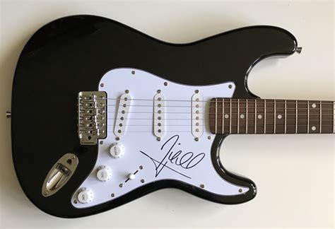 Niall Horan Signed Electric Guitar - £199 - Rock n Scroll Authentic ...