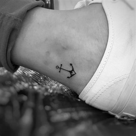 67 Ideas Para Tatuajes De Anclas Y Sus Significados Tatuajes Geniales