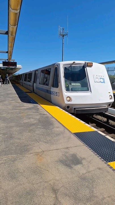 The Final Legacy Fleet Bart Train Arriving At Union City Station Youtube