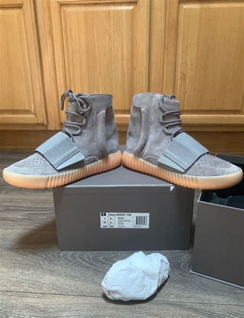 Size 7 Adidas Yeezy Boost 750 Glow In The Dark 889135065067 Ebay