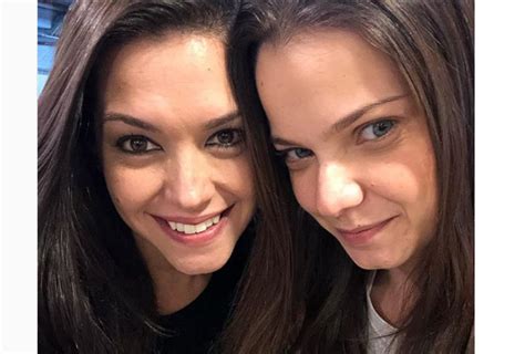 Muito Amigas Thais Fersoza Parabeniza Milena Toscano Por Gravidez E