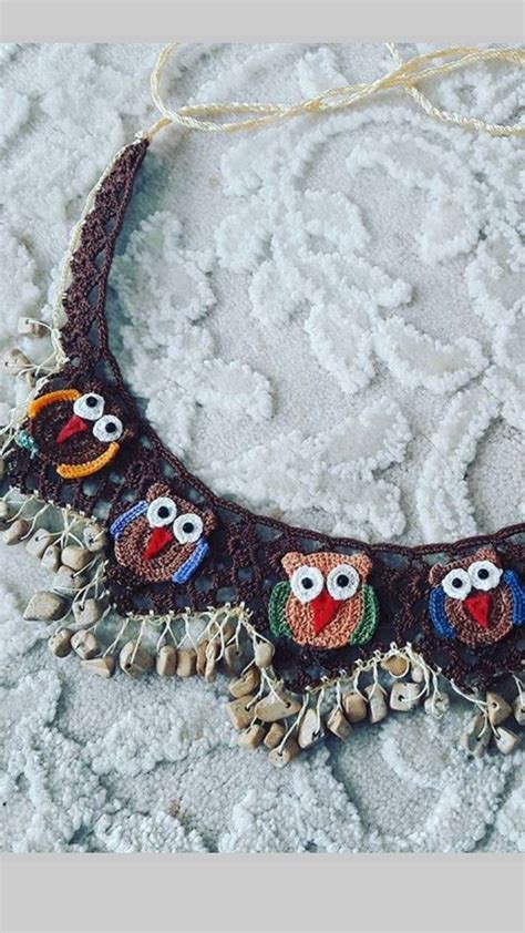 Eve Reffard adlı kullanıcının Bijoux panosundaki Pin Boncuk kolyeler